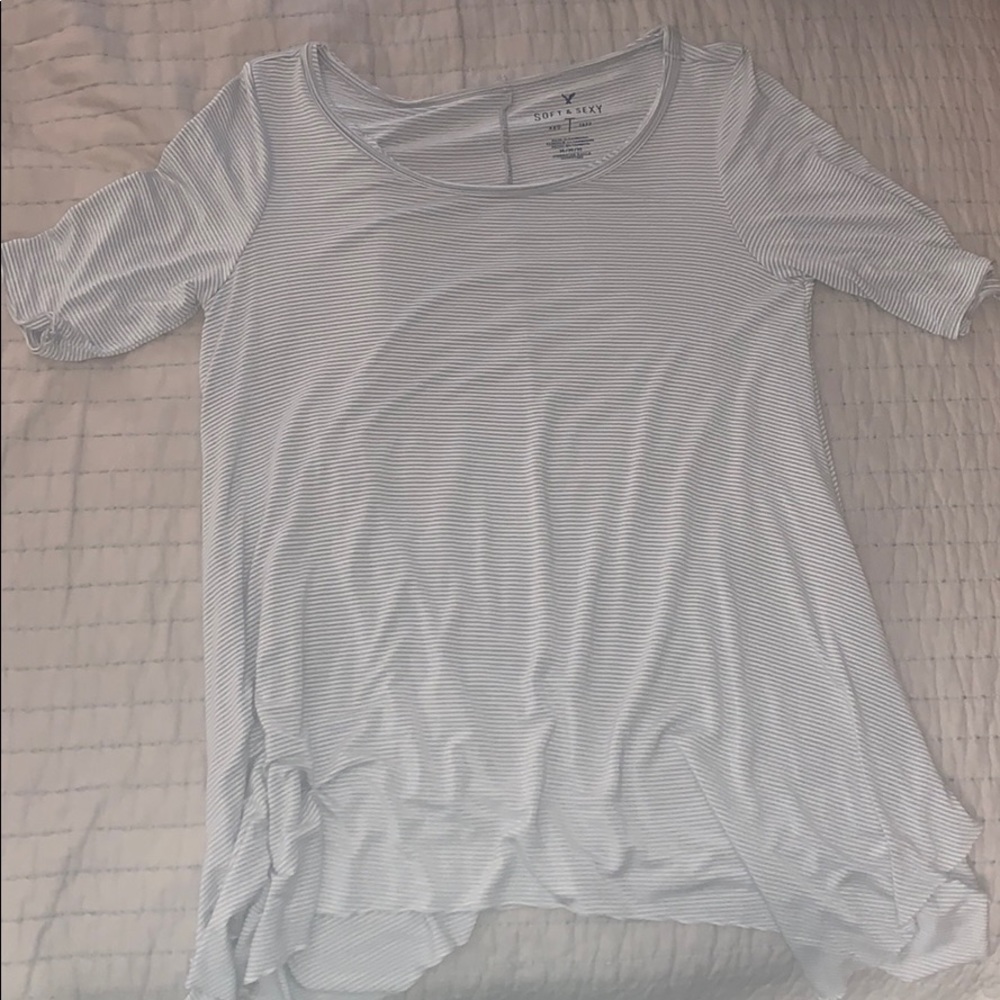 american eagle soft and sexy flowy tee